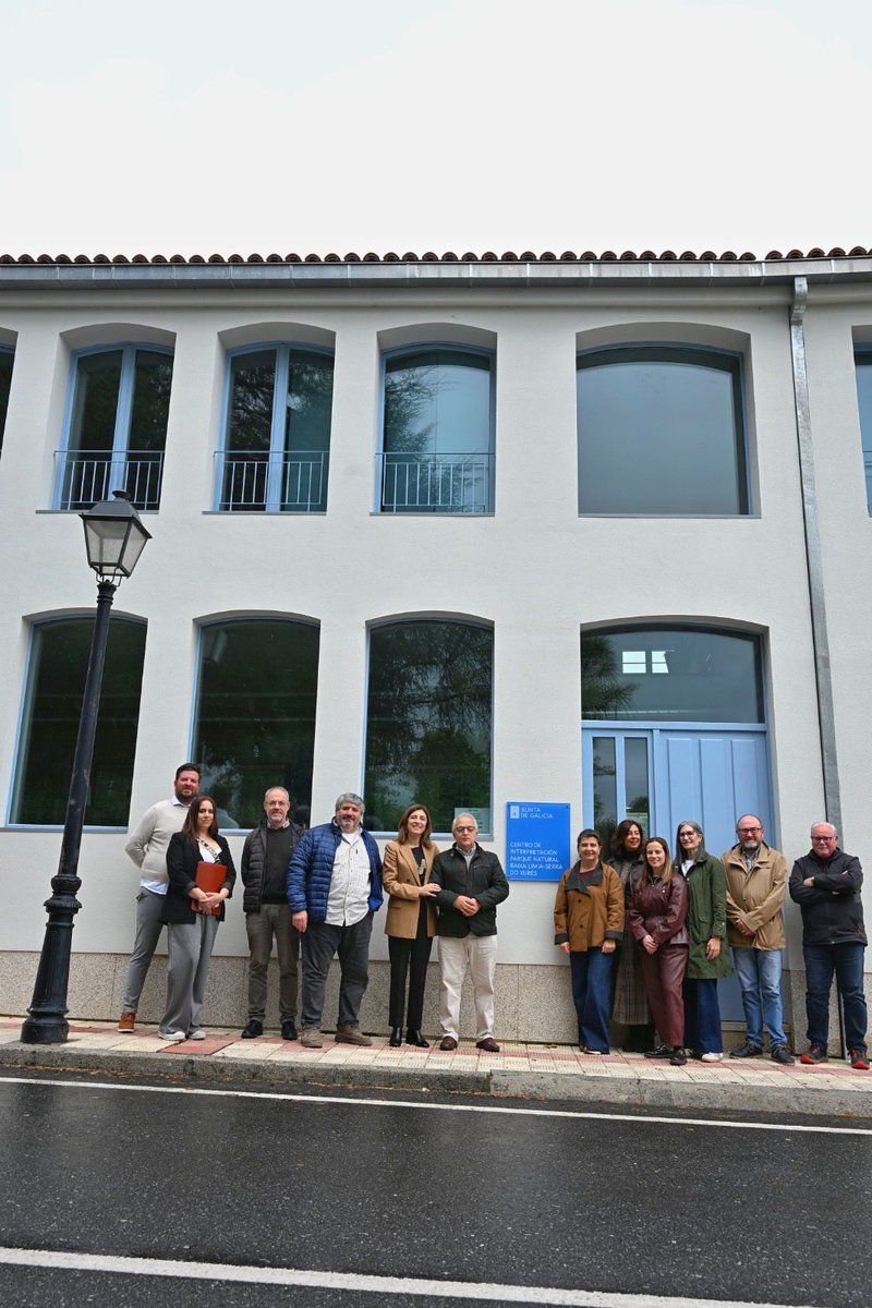 Anxeles_Vazquez's tweet photo. O Centro de Interpretación do Parque Natural Baixa Limia-Serra do Xurés e agora un espazo máis moderno, eficiente e adaptado ás necesidades actuais. 

Ademais de visitar esta reforma, hoxe revisamos o funcionamento do novo museo virtual deste parque, que xa está operativo. https://t.co/2gWLGQeBB8