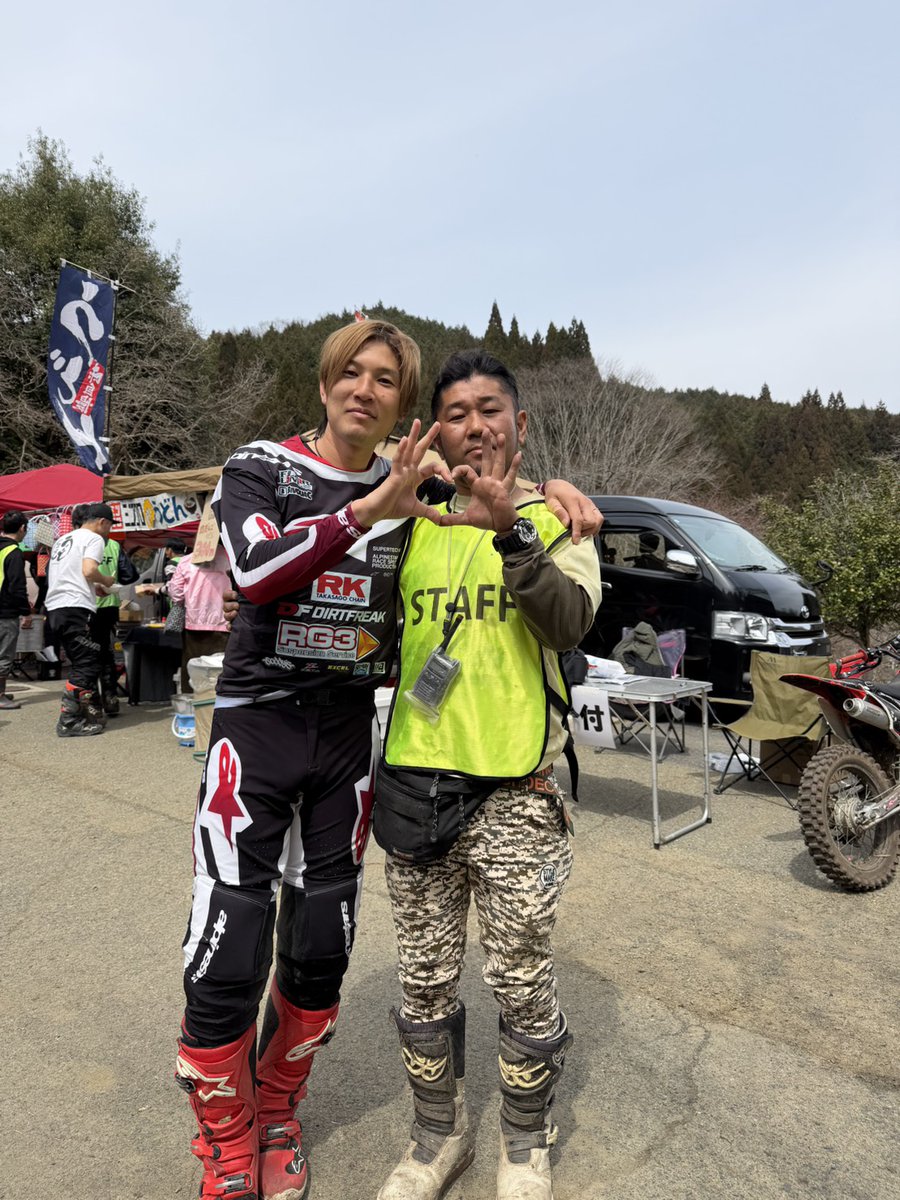 ひまりん シシクリに毎回遊びに来てくれる岡山のチンパンG勢。クセが強すぎるの