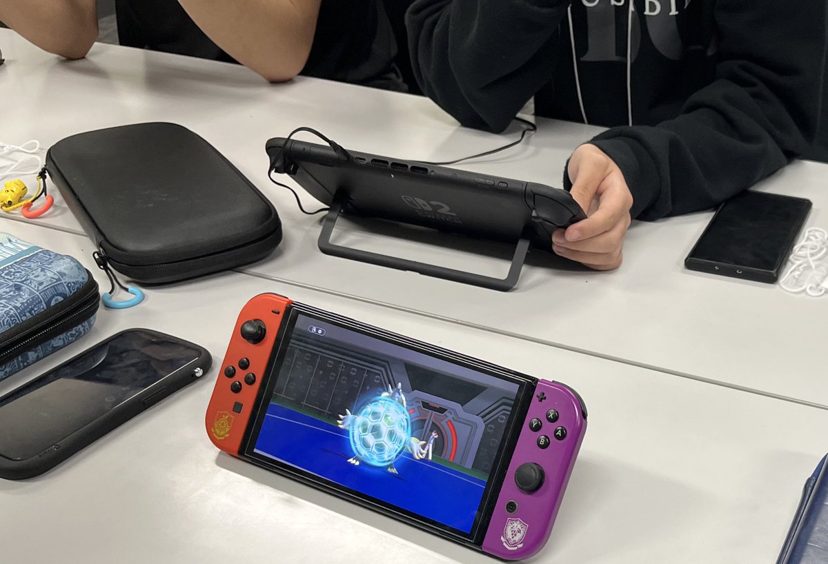 pocket_APS's tweet photo. [4月14日　活動報告]
本日は新入生歓迎会として、ポケモンクイズ大会を行いました！
想定していたより遥かに多くの新入生の方がお越しいただき、大変盛り上がったものになったと思います✨️

来週の新歓は「カード企画」＋フリーを行う予定です！
場所や企画詳細は近日中に改めてお知らせ致します！ https://t.co/EssMGuMvL8
