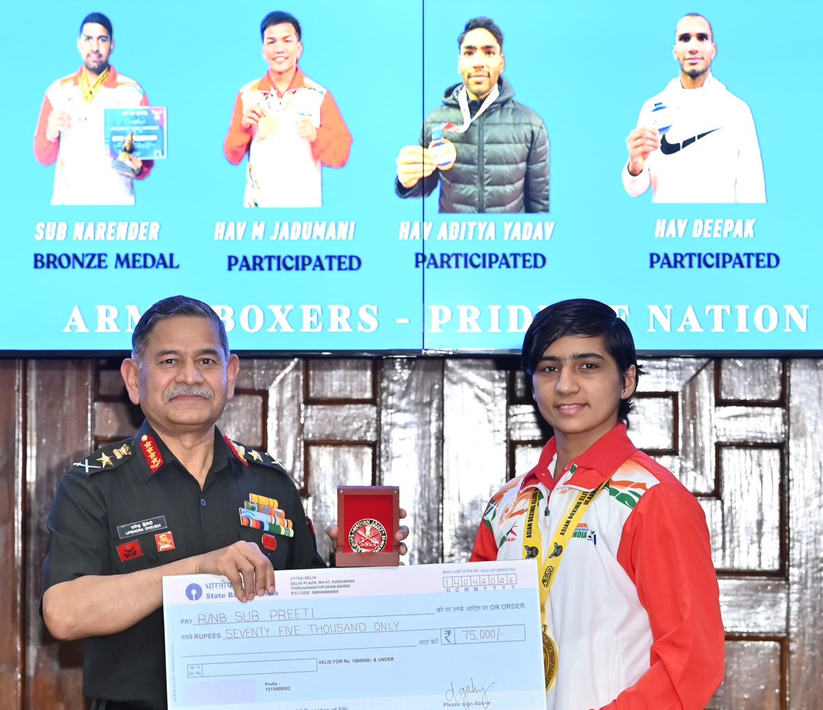 adgpi's tweet image. #GeneralUpendraDwivedi, #COAS, felicitated #IndianArmy boxers for their outstanding performance at the Asian Boxing Championship held in Mongolia in April 2026, where they secured an impressive tally of eight medals - three Gold, two Silver and three Bronze.

The medal winners in