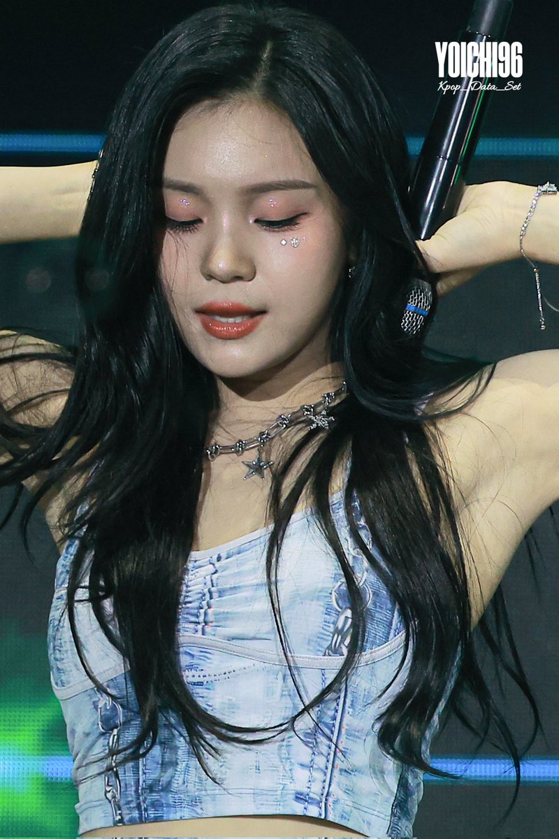 kpop_data_set's tweet image. 240922 Umji at Pepsi Festa : The New Era

Load in 4K | Full Set in Bio 

#엄지 #UMJI #비비지 #VIVIZ
