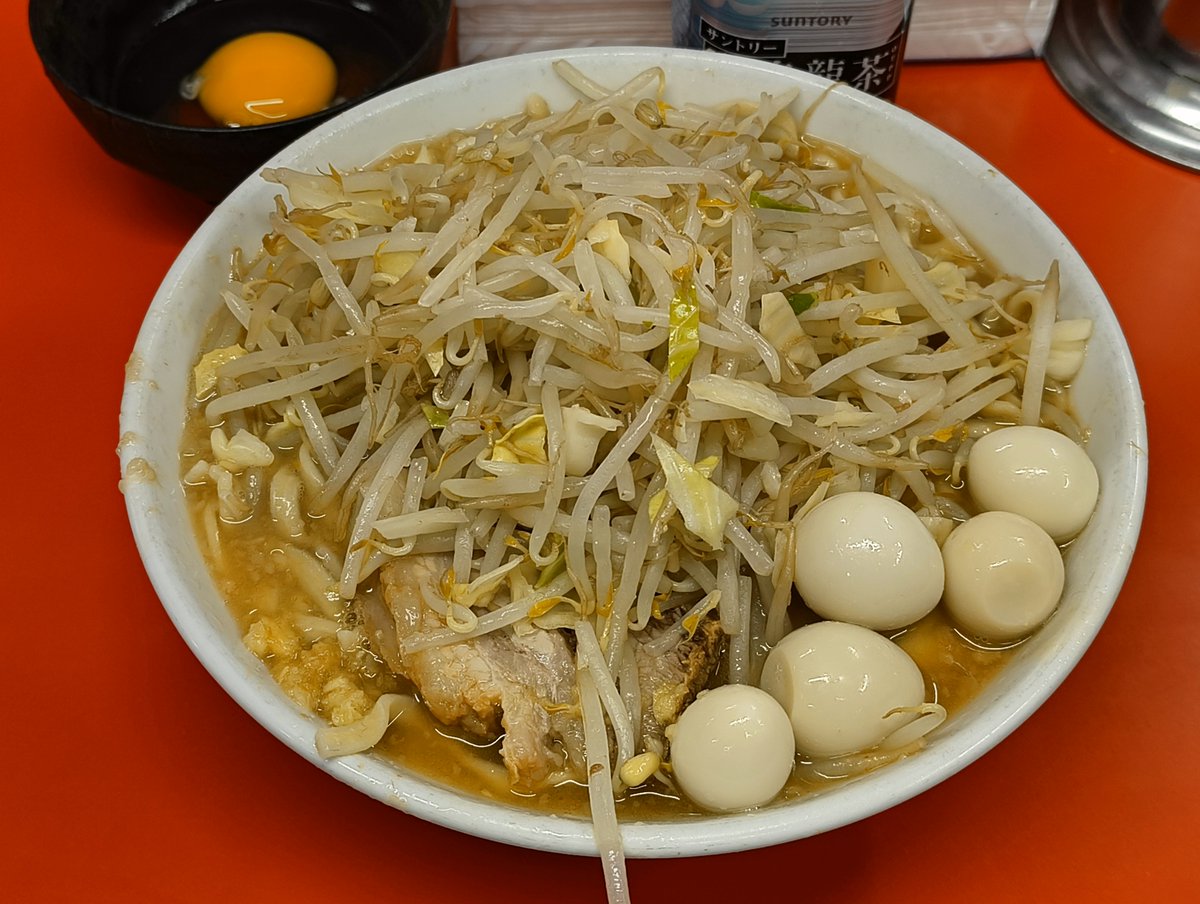 kg_utro's tweet photo. ラーメン二郎　仙台店2
小ウズラ生卵 https://t.co/HEEFsdm066