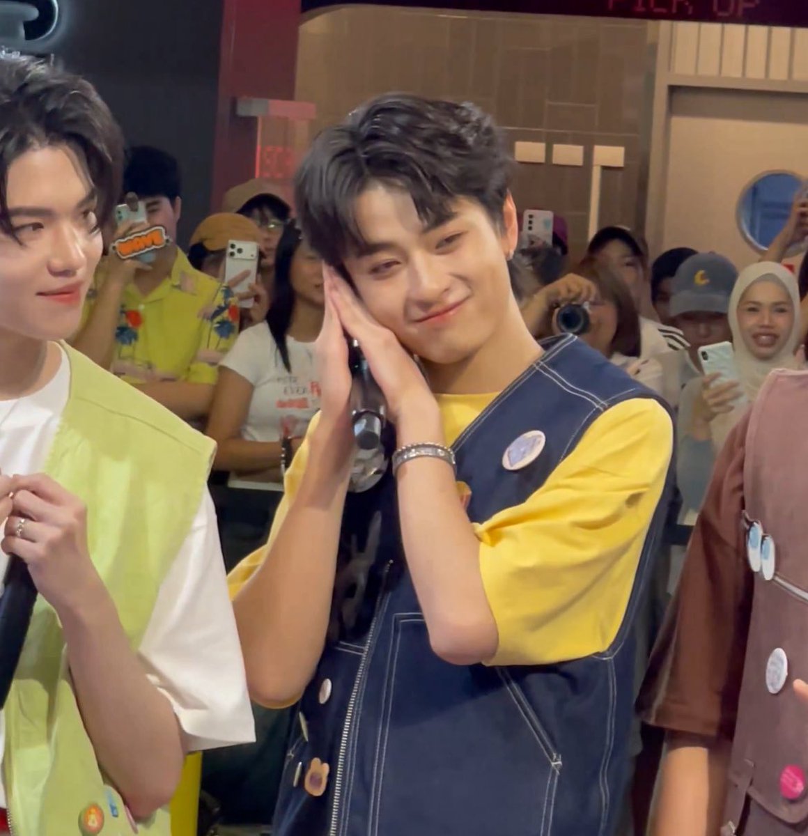 Kho toem kup (ขอเติม) tweet media