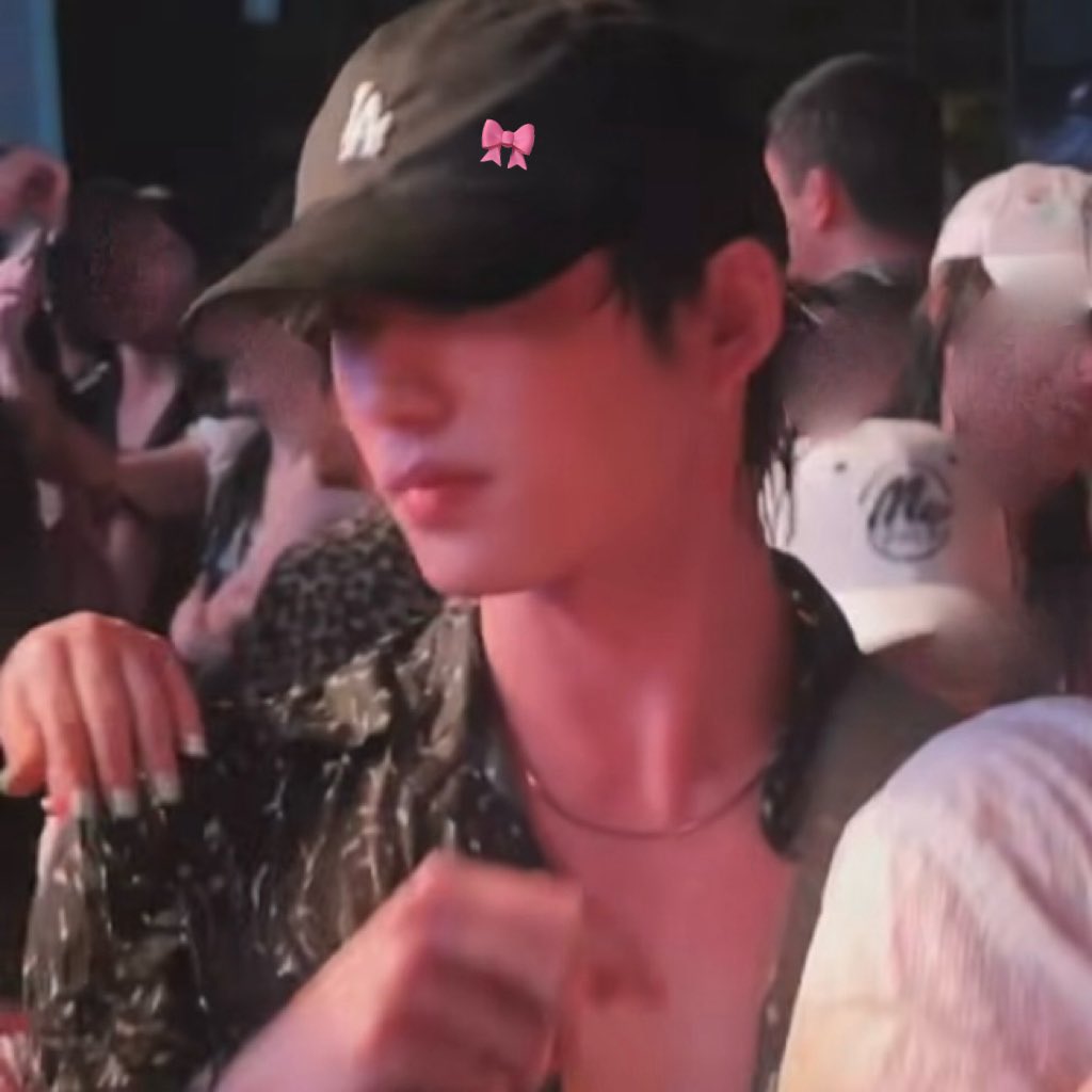 เอสจ๋า౨ৎ ·﹏𓂁﹏♡ tweet media