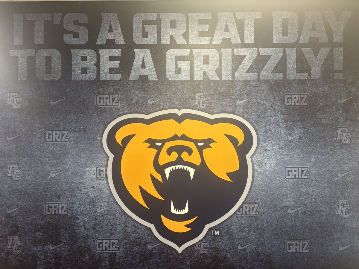 Stultzy2624's tweet photo. After a great conversation with Coach L, it’s great to announce that I am officially committed to Franklin College! #grizfootball https://t.co/xmILDwC4Yp