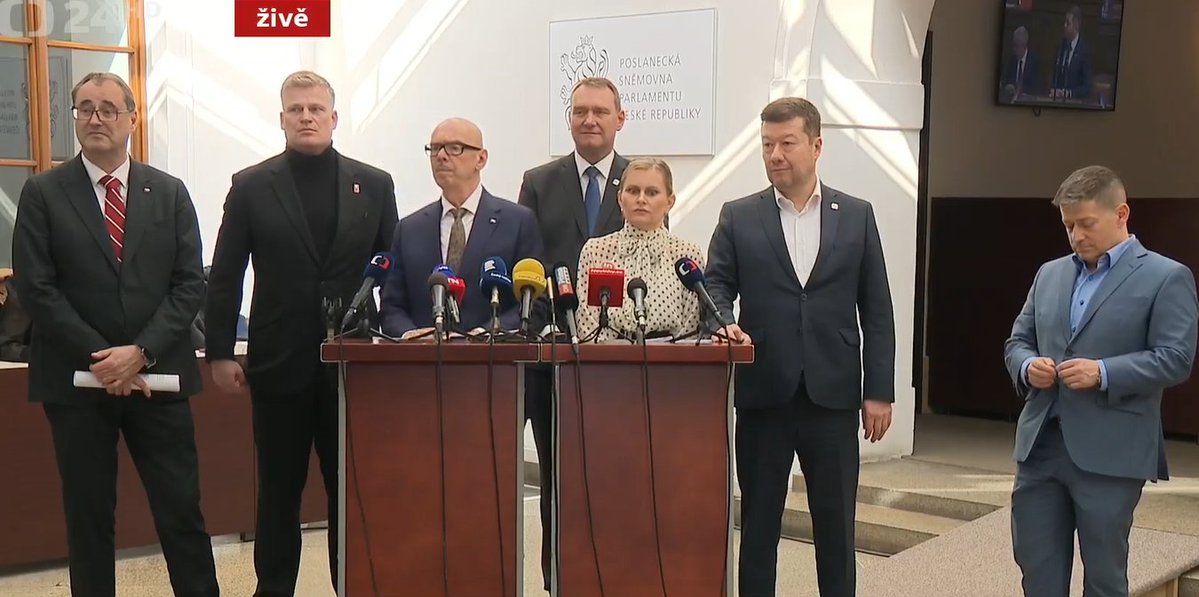 Lucie Amálka 🌸 tweet media