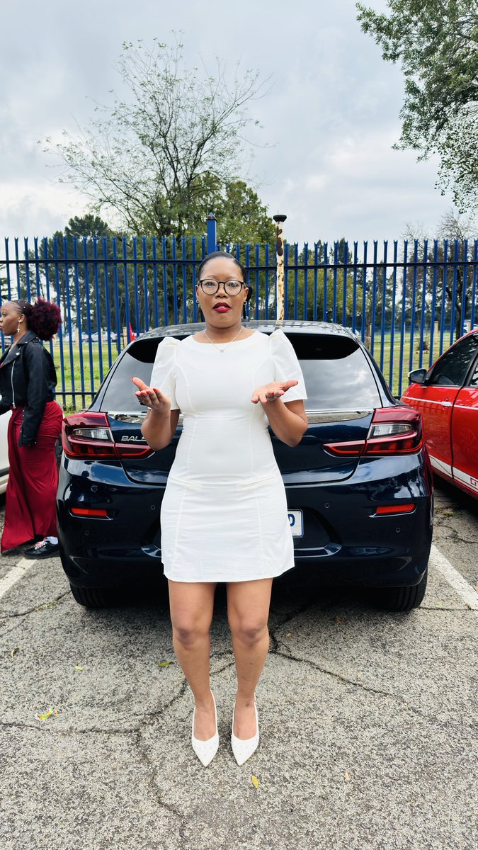 Zahr🌷 tweet media