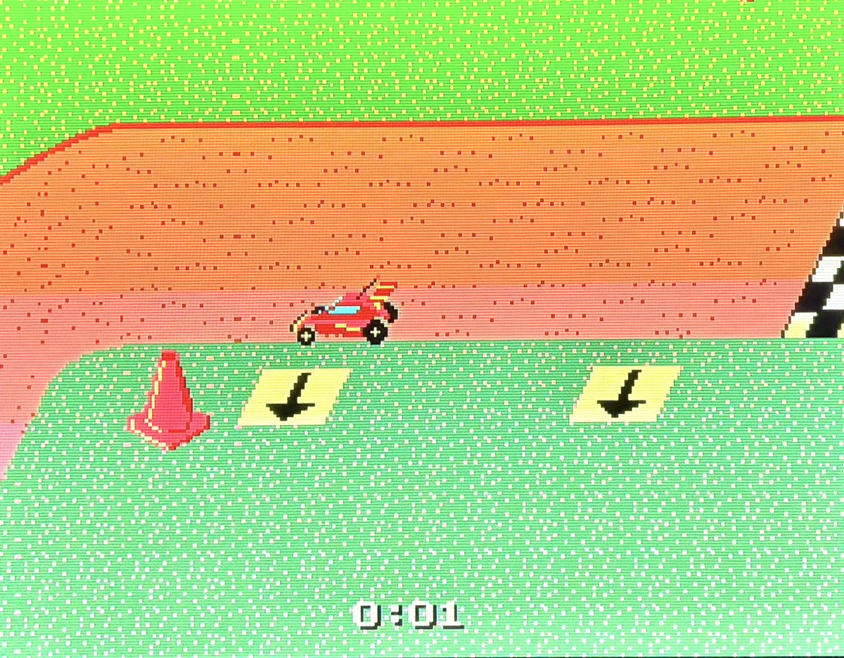 sekiro_51's tweet image. 海外マスターシステム用 R.C.Grand Prix 🛞
①３位入賞で30$の稼ぎ🥉敵車は遅いけどクオリファイのタイムは厳しめ⏱️
②第2レース🛣️残り1秒で1位ゴール🥇
③101$獲得し合計131$💵パーツショップへGO🔧
④モーター､タイヤ､サス､ギヤ､電池を高性能な物に交換可能🔋なかなか面白いレースゲーム👍
#SMS