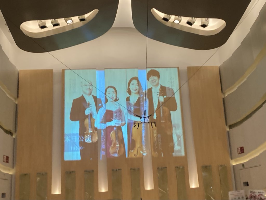 こもたん tweet media