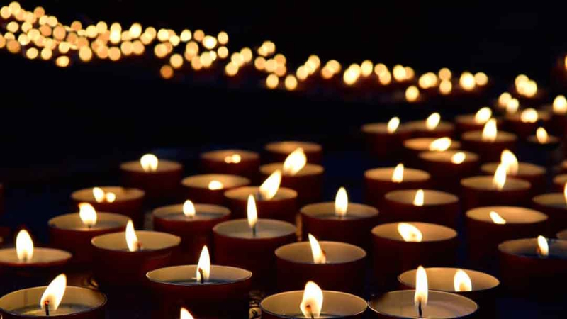 UniversidadORT's tweet photo. Día de Recordación de la Shoá y el Heroísmo del 𝐏𝐮𝐞𝐛𝐥𝐨 𝐉𝐮𝐝í𝐨 🕯️

Este 14 de abril el pueblo judío recuerda en todo el mundo a sus seis millones de hermanos que perecieron como resultado de la insania ideológica del nazismo.

🔗 https://t.co/dX69rOh064 https://t.co/vteu2WeXlT