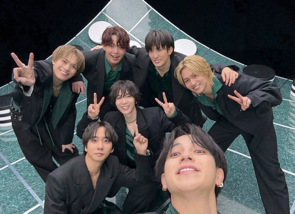 Travis Japan tweet media