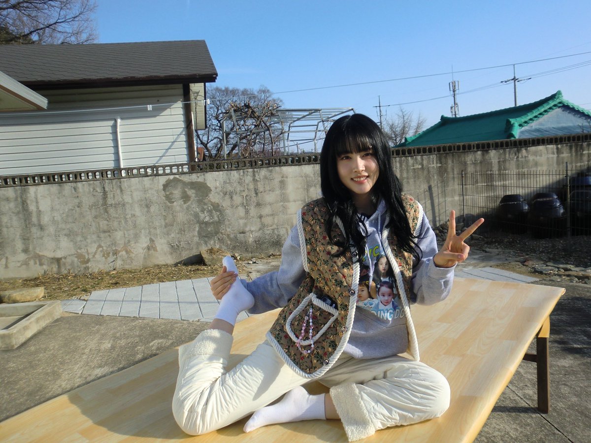 staycfancafe's tweet photo. 260414 🐰💬 https://t.co/VDRJnDqr3T