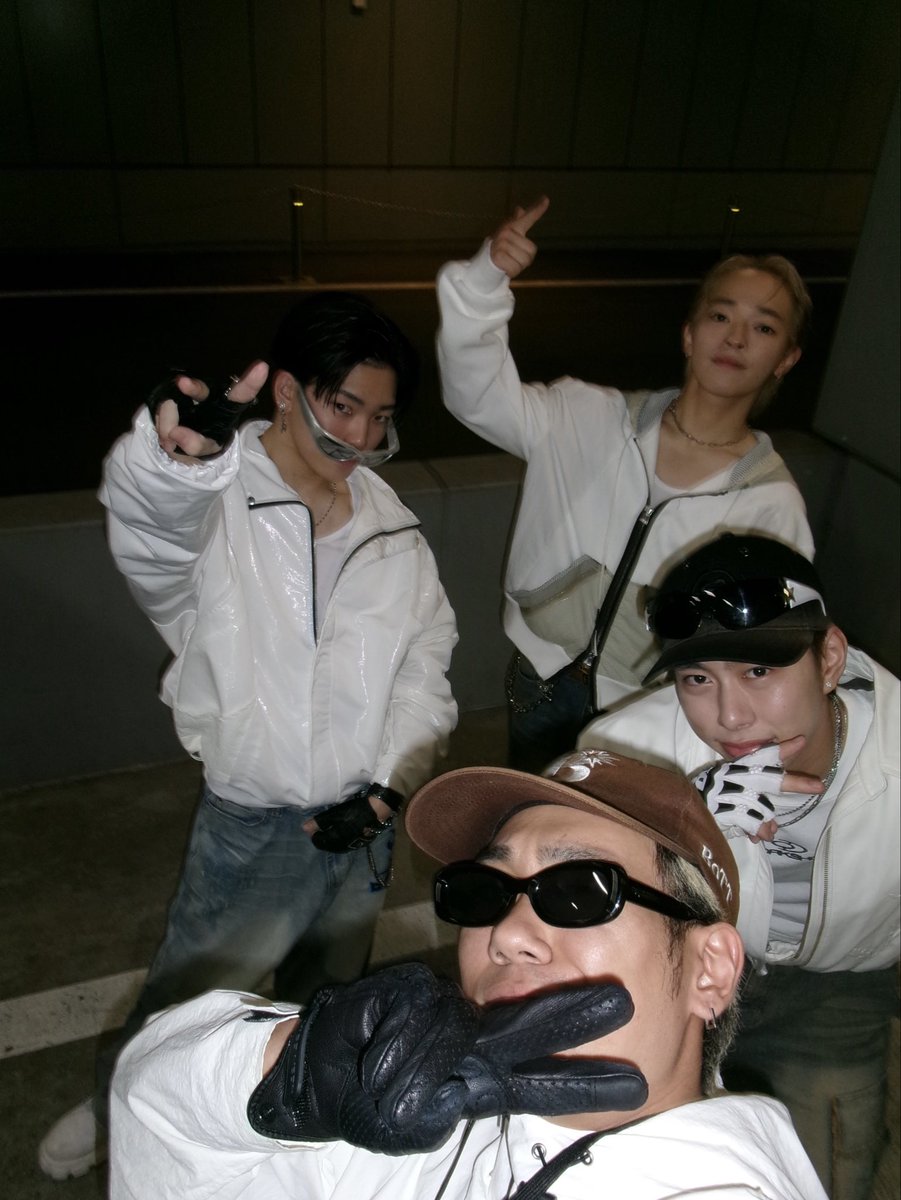 rhythm_yolo87 tweet media
