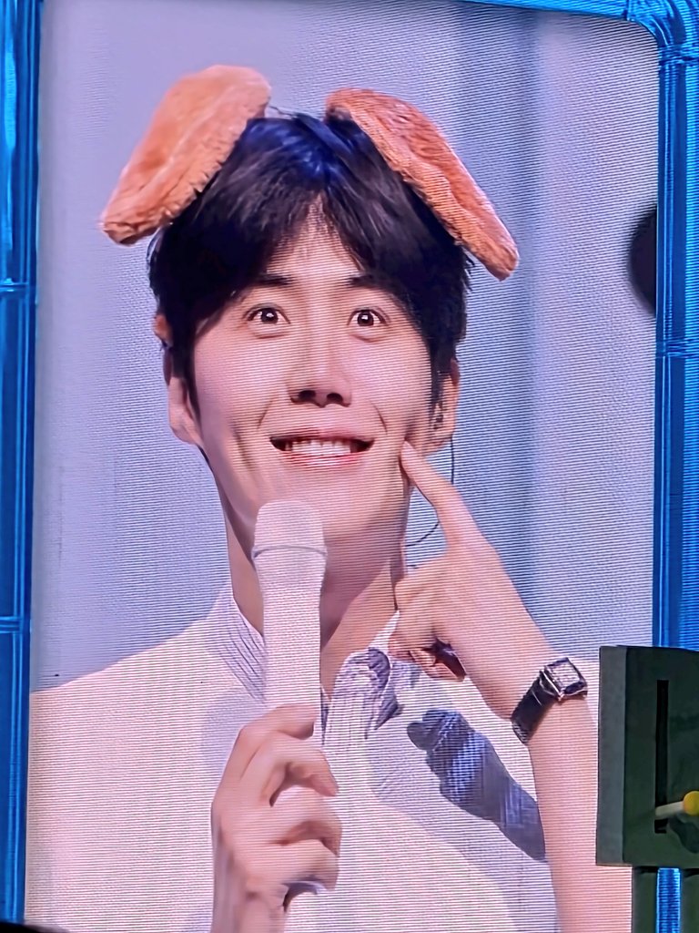 선호하는 삶 :) tweet media