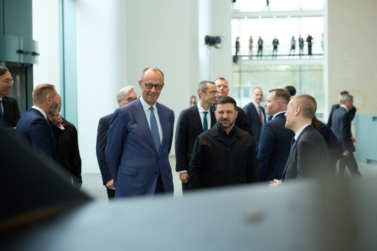 Iuliia Mendel tweet media