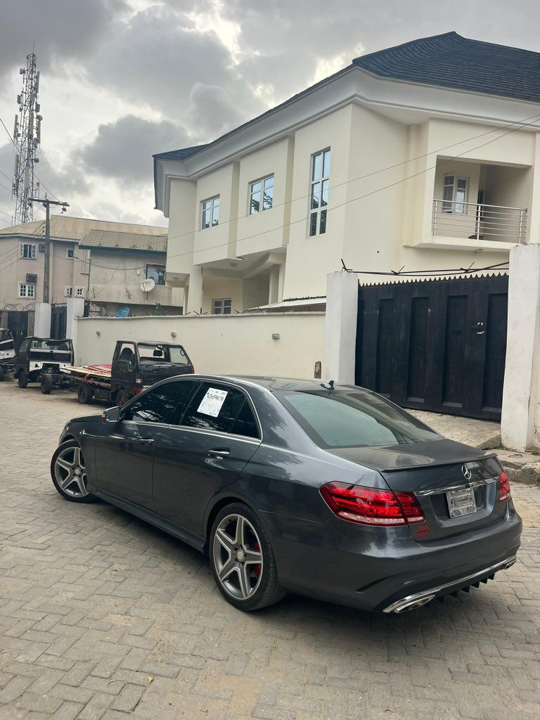 Fourwheelsautos's tweet image. 🚘 Foreign Used Mercedes-Benz E350 2014 🇺🇸

₦16.8M
Lagos📍

Comfort. Class. Smooth performance.

Serious buyers only — DM.