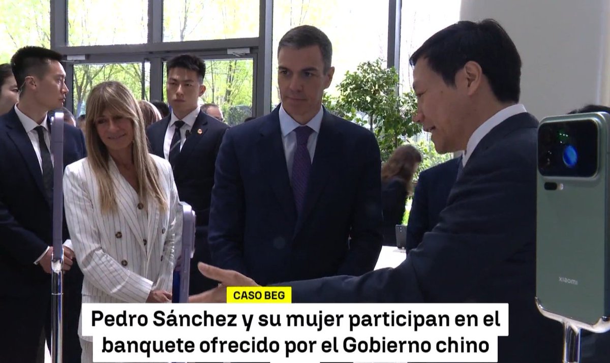 El CAPI (Oficial)🇪🇦💚 #VOX tweet media