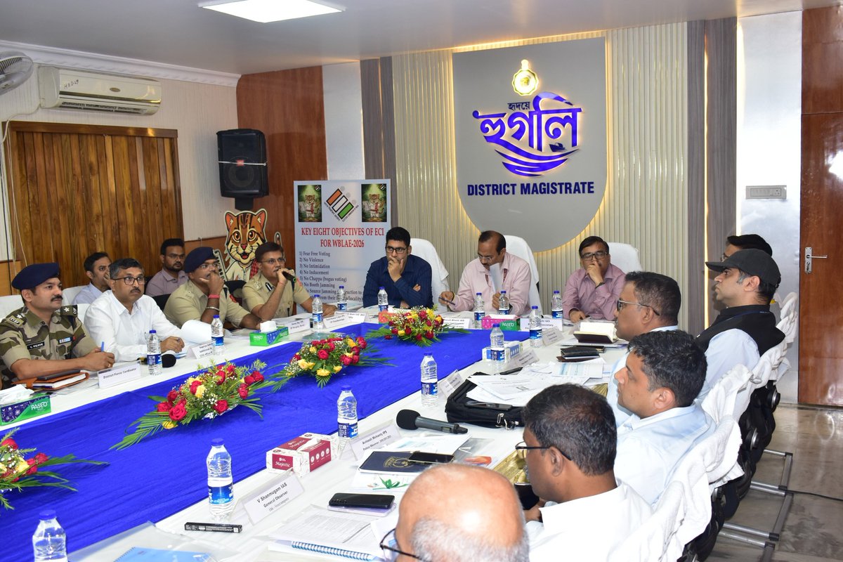 CEOWestBengal's tweet image. Sr. DEC, Pr. Secretary ECI conducting a review meeting today with DEO Hooghly, SP, CAPF &amp;amp; ECI observers of Hooghly district, West Bengal.
#WBLA2026 #Meeting 
@ECISVEEP
@SpokespersonECI
@PIBKolkata
@airnews_kolkata 
@DeoSveep