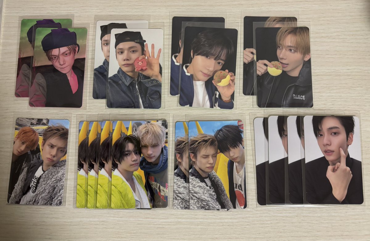 とりにく tweet media