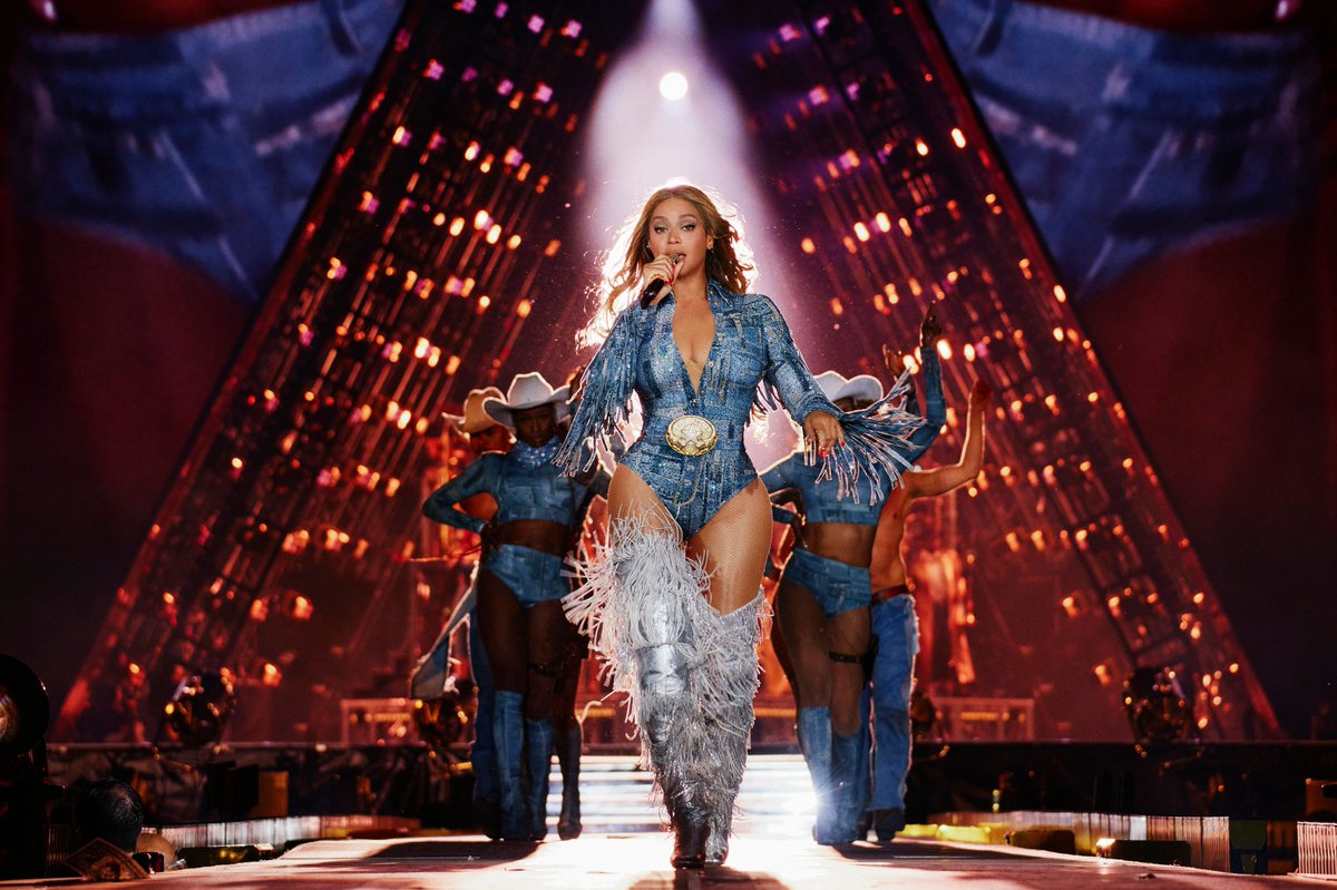 Beyoncé Access tweet media
