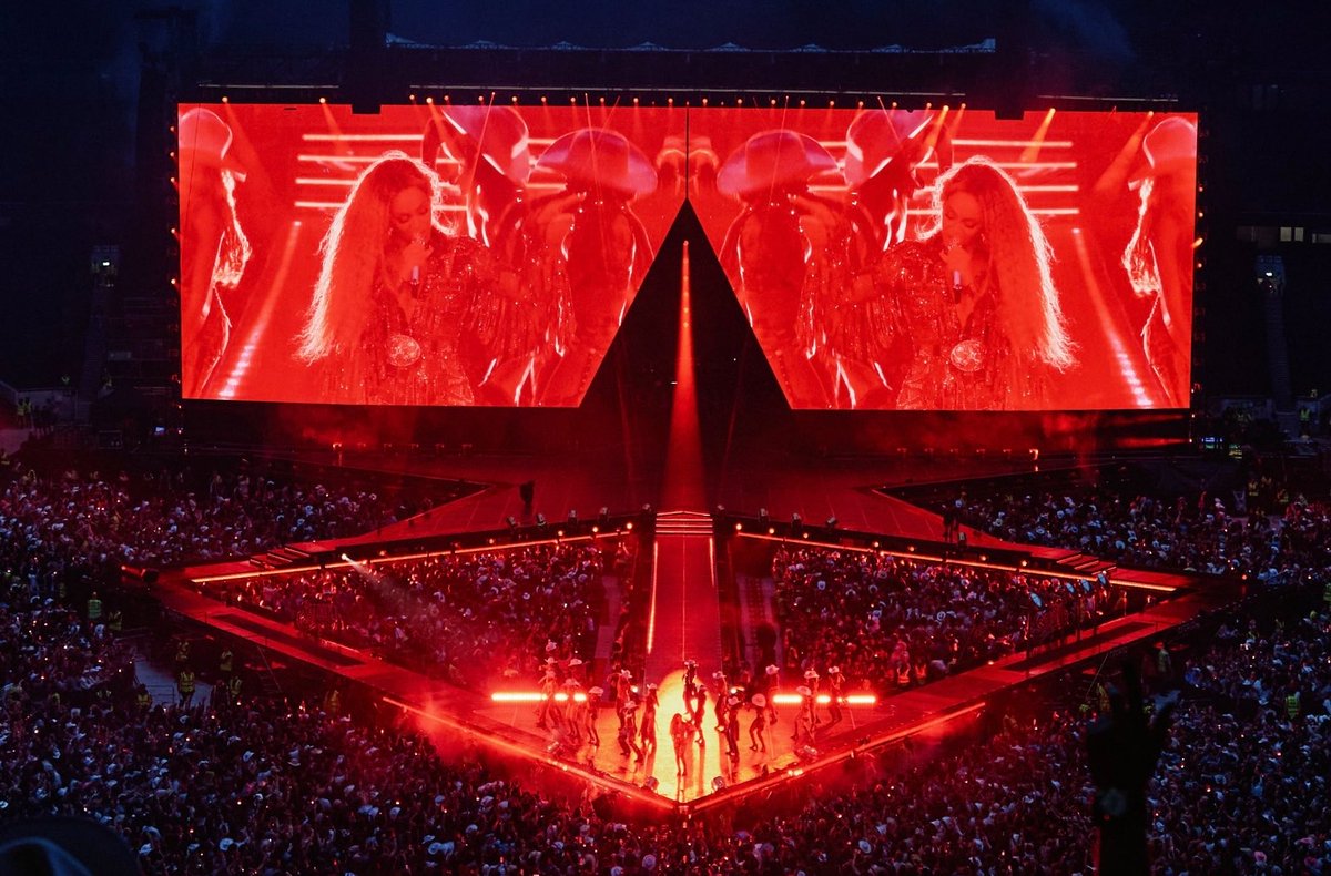Beyoncé Access tweet media