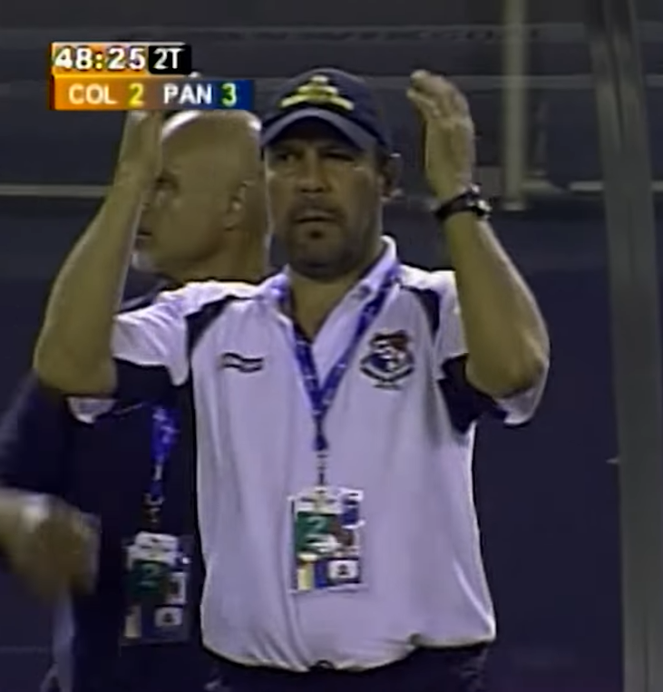 La Biblioteca del FPC tweet media