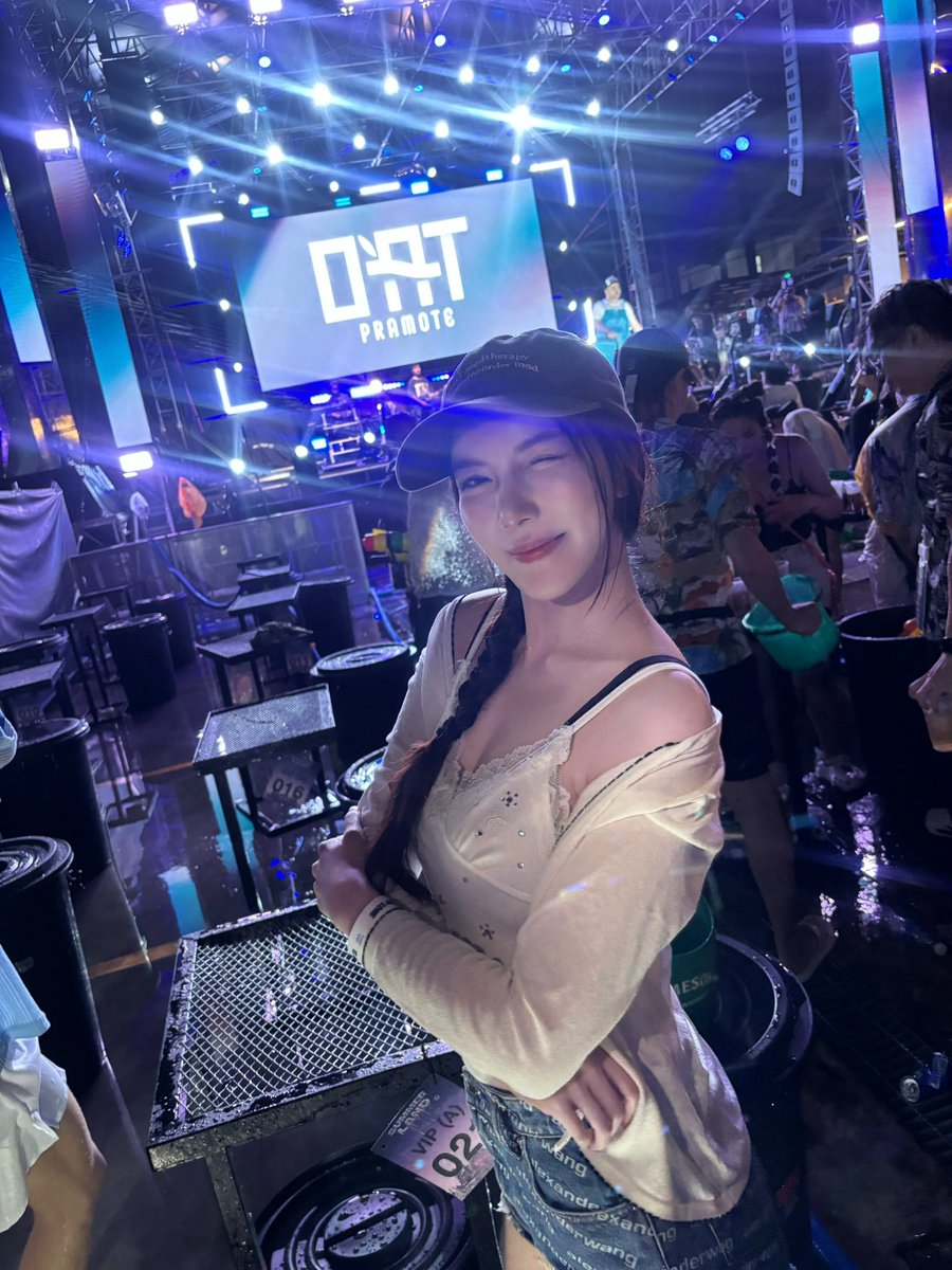 MookWorranit's tweet image. 🤍✨