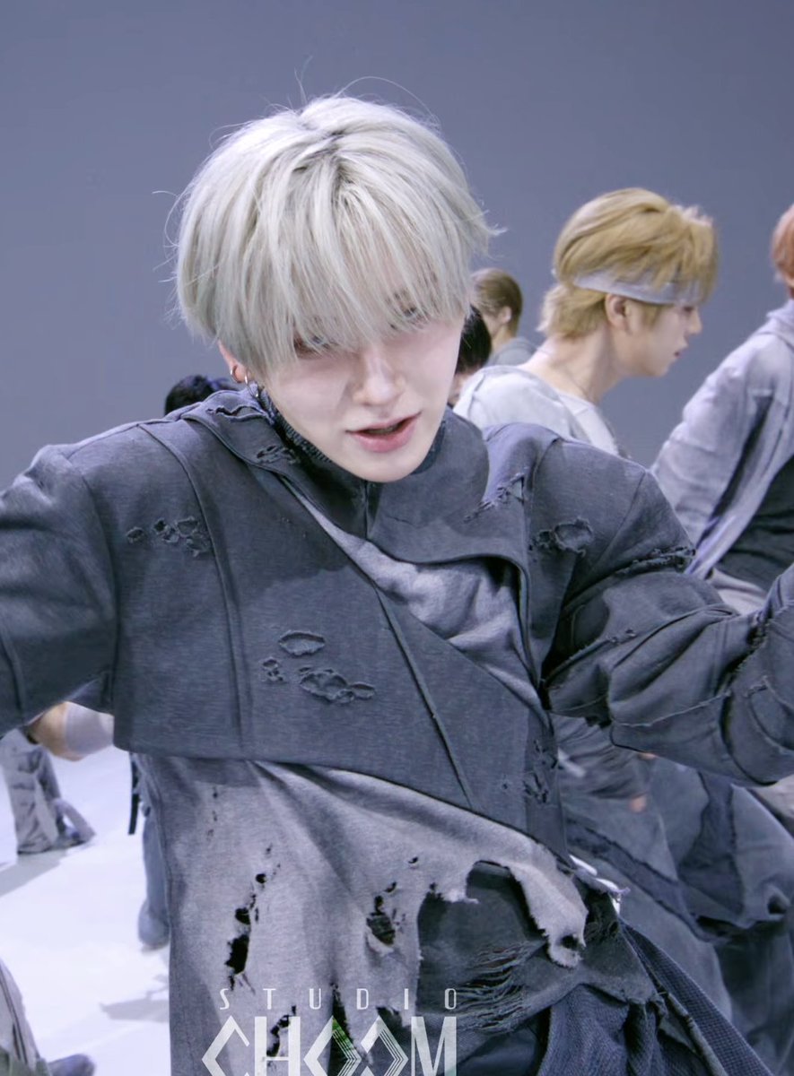 네코유마♡ tweet media