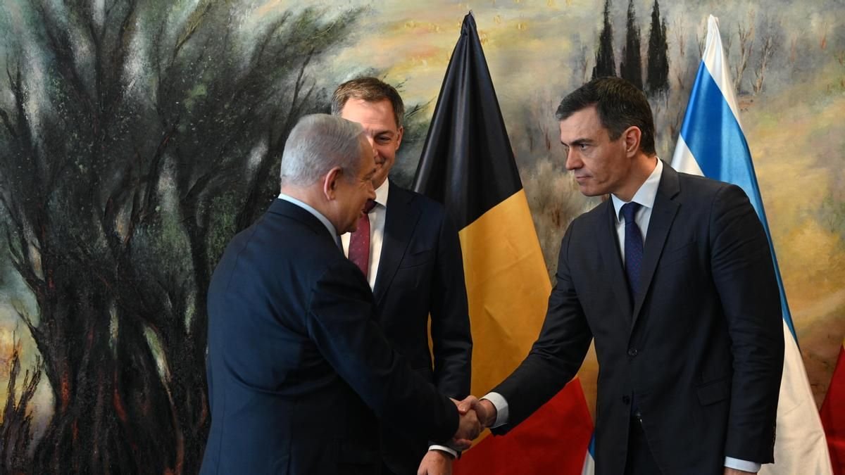 Carl Winslow tweet media