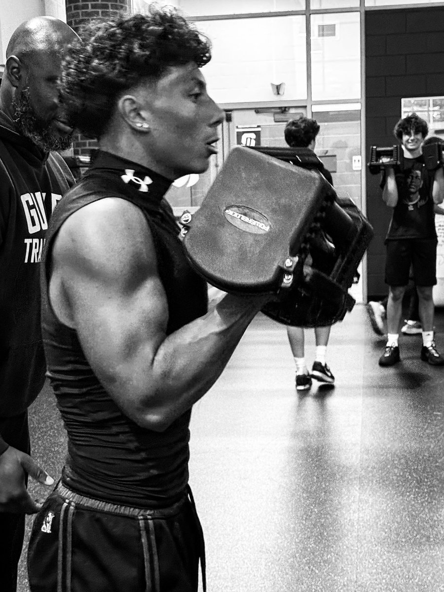 Denton Guyer Football tweet media