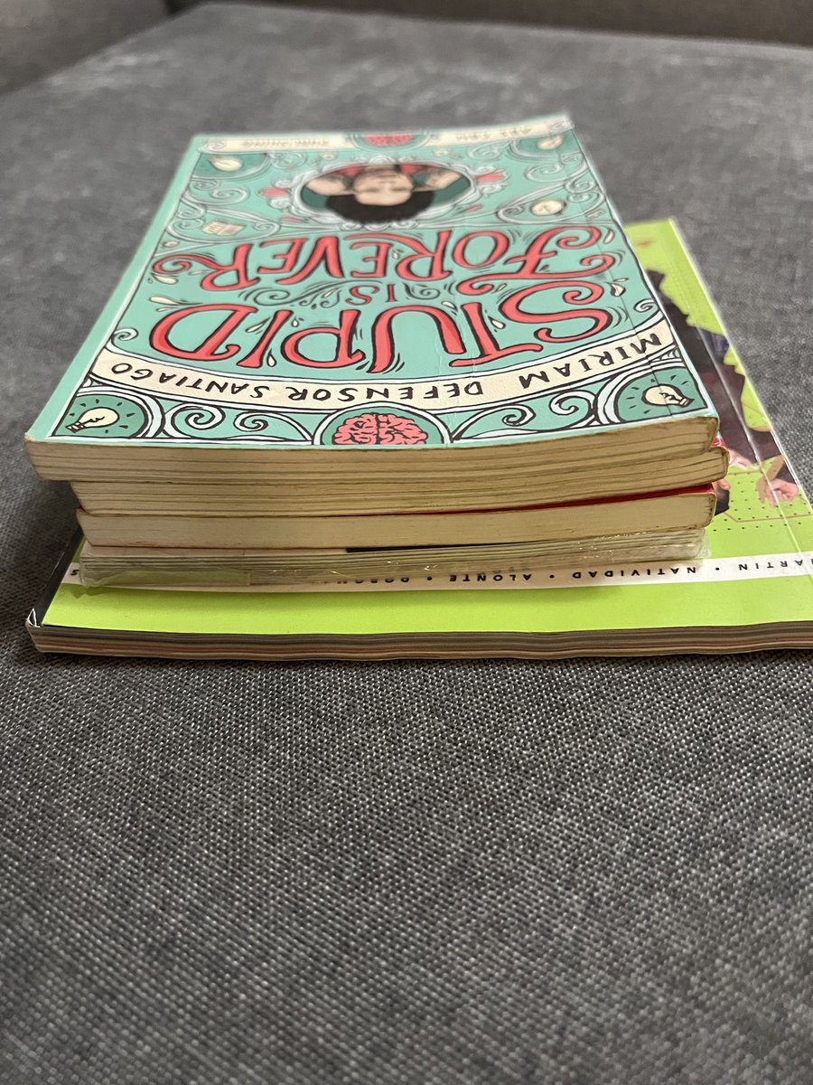 kristsingtoja's tweet photo. WTS / LFB / PH 🇵🇭

ABS- CBN BOOKS SET 

~ onhand / ready to ship
~ what you see, is what you get
~ take all for only ₱400

MOP: Gcash

#ABSCBN #ABSCBNBOOKS #StupidIsForever #Lakompake #HashtagsJournal https://t.co/wwtMiryyBr