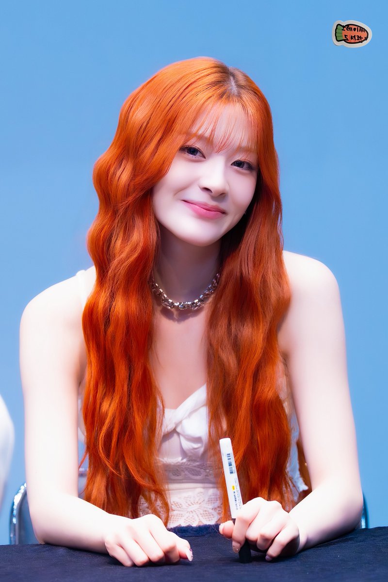 스테이씨 도서관🐰 tweet media