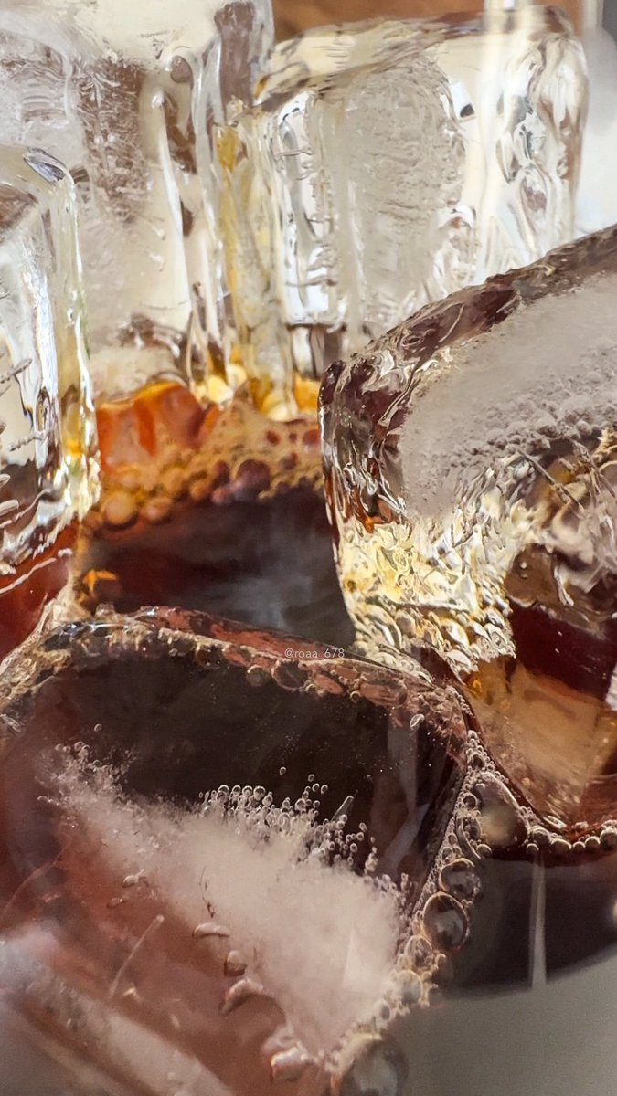 ʀᴏᴀᴀ tweet media