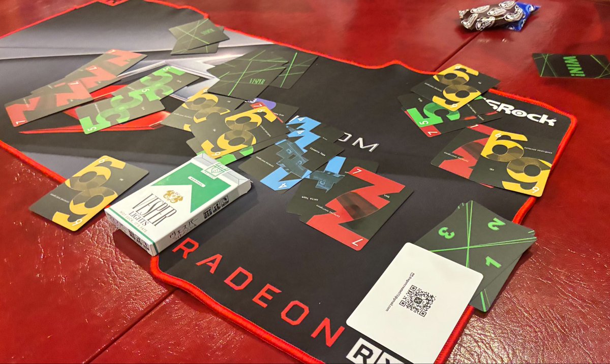 boardgamecafen1's tweet photo. ナウニカボドゲ会終了しました。
ボードゲーム楽市、ボドコレ仙台の新作が数多く遊ばれました。

じばれん
ヴェスパー
ヴェスパーメンソール
ニューオールド
世界の七不思議ダイス
げまじゃん

5月は12日です。
お気軽にお越しください。

[TwiPla] 【初来店500円】5/12(火)18〜22時 #ナウニカボドゲ会【大阪・塚本NOW】 https://t.co/si3X7uDjpy