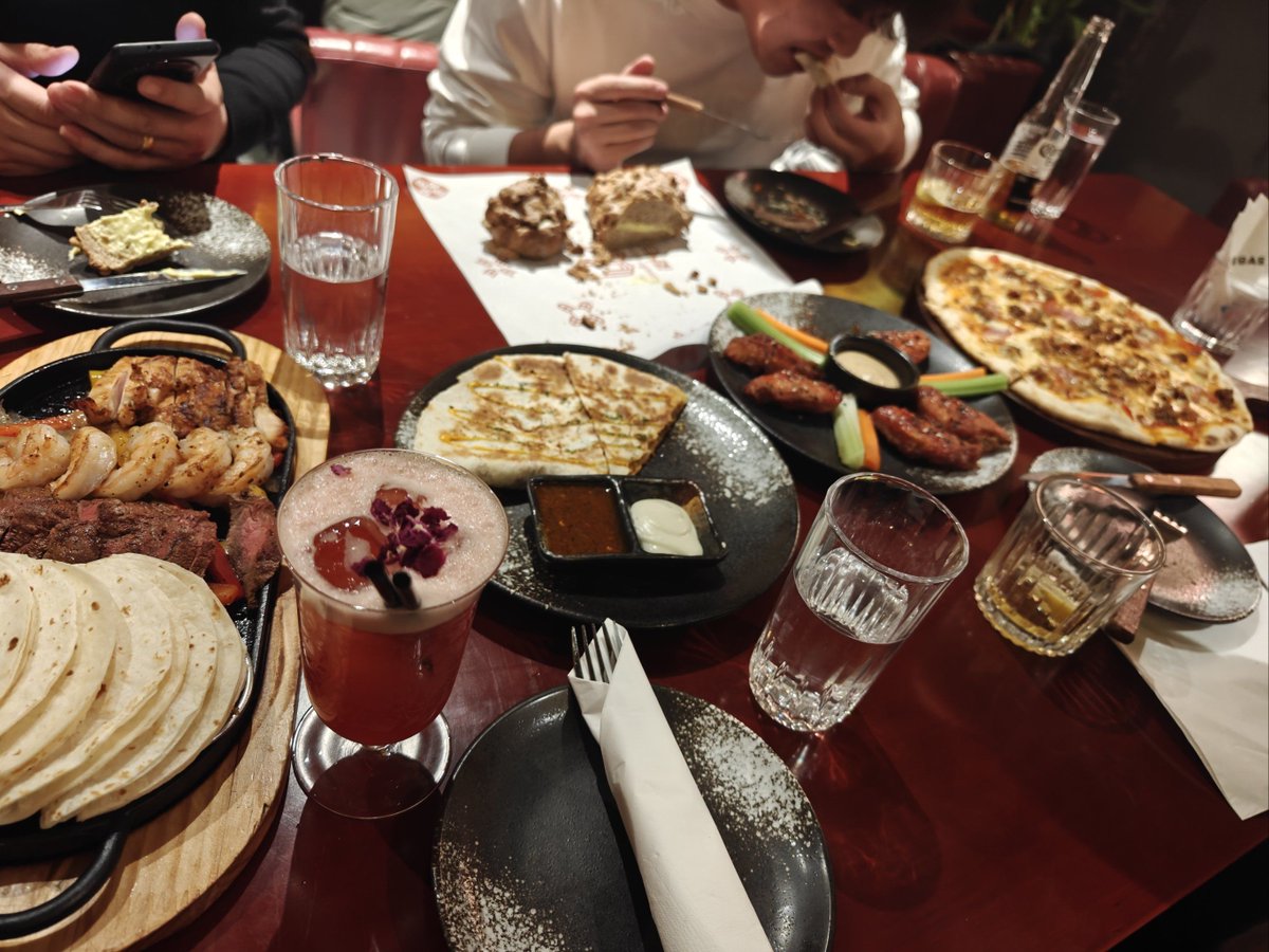 damian szulc tweet media