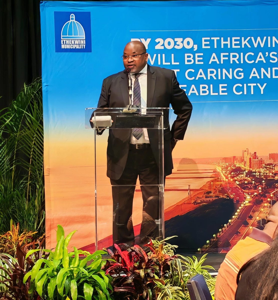GCIS_KZN's tweet image. Durban is open for business! 
​Today, at the Durban ICC, the Partnership Framework Engagement session kicked off between the eThekwini Municipality and the Durban Chamber of Commerce.
#eThekwiniMunicipality
​#WorkingForYou #DurbanChamber #PartnershipInAction