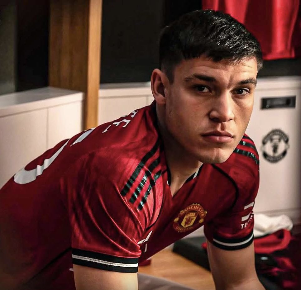 RedDevilGirl tweet media