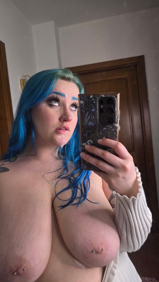 Allurailabebe10's tweet photo. Anyone who contributes $20 or more on my moving fund will get a free video 🥰 https://t.co/Xac3LDtUiv