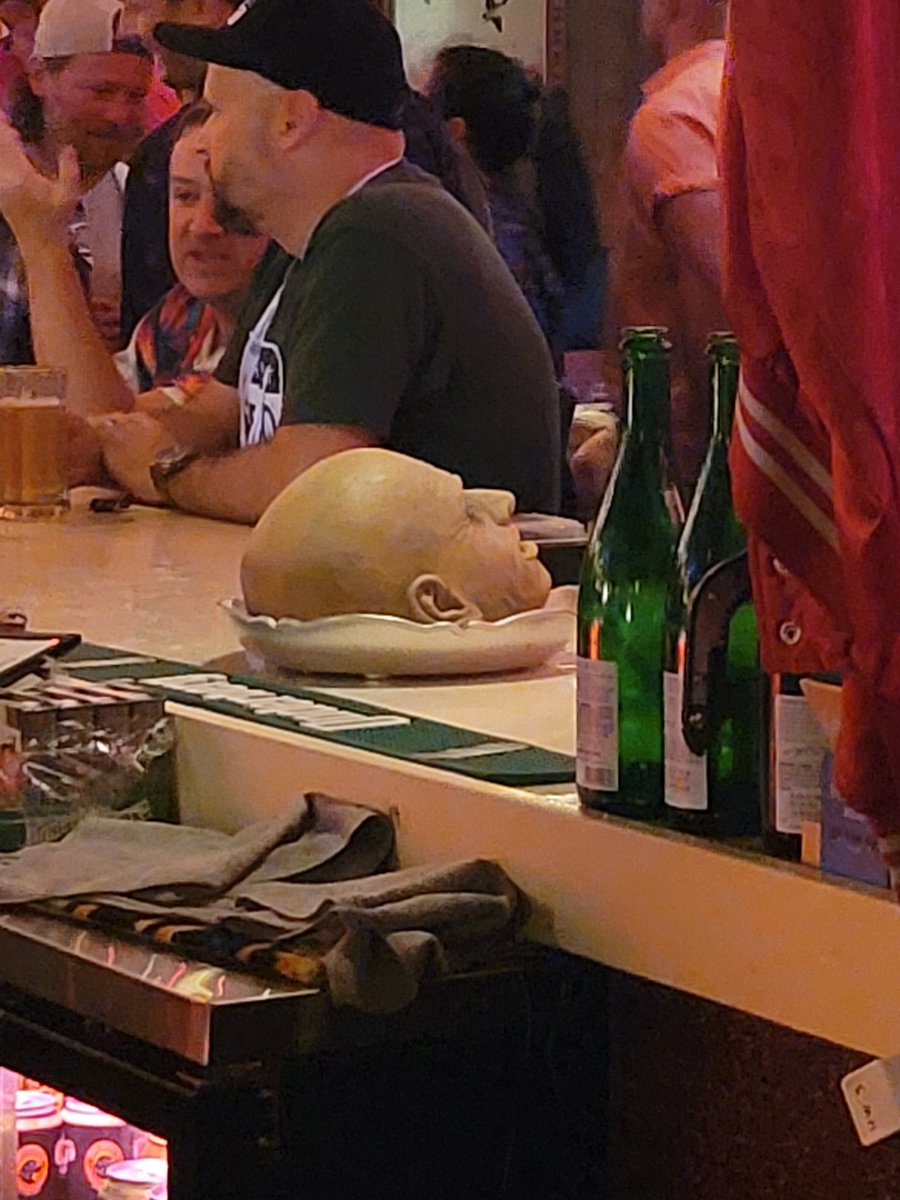 jvacphillybeer's tweet photo. @RealGlenMacnow @lewbryson @NBCSPhilly @whatsbrewingpa @conshybrewing At the Silver Stamp in Vegas during the Craft Brewers Conference 2024. https://t.co/XYpAhPcOFC