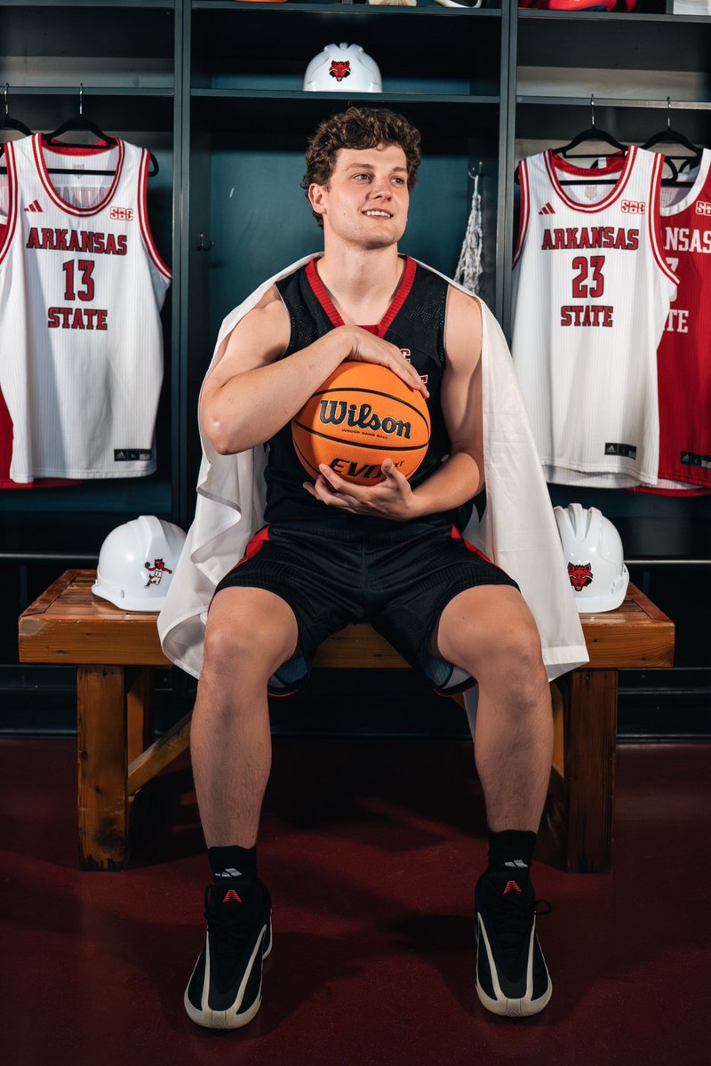 Layne Taylor tweet media