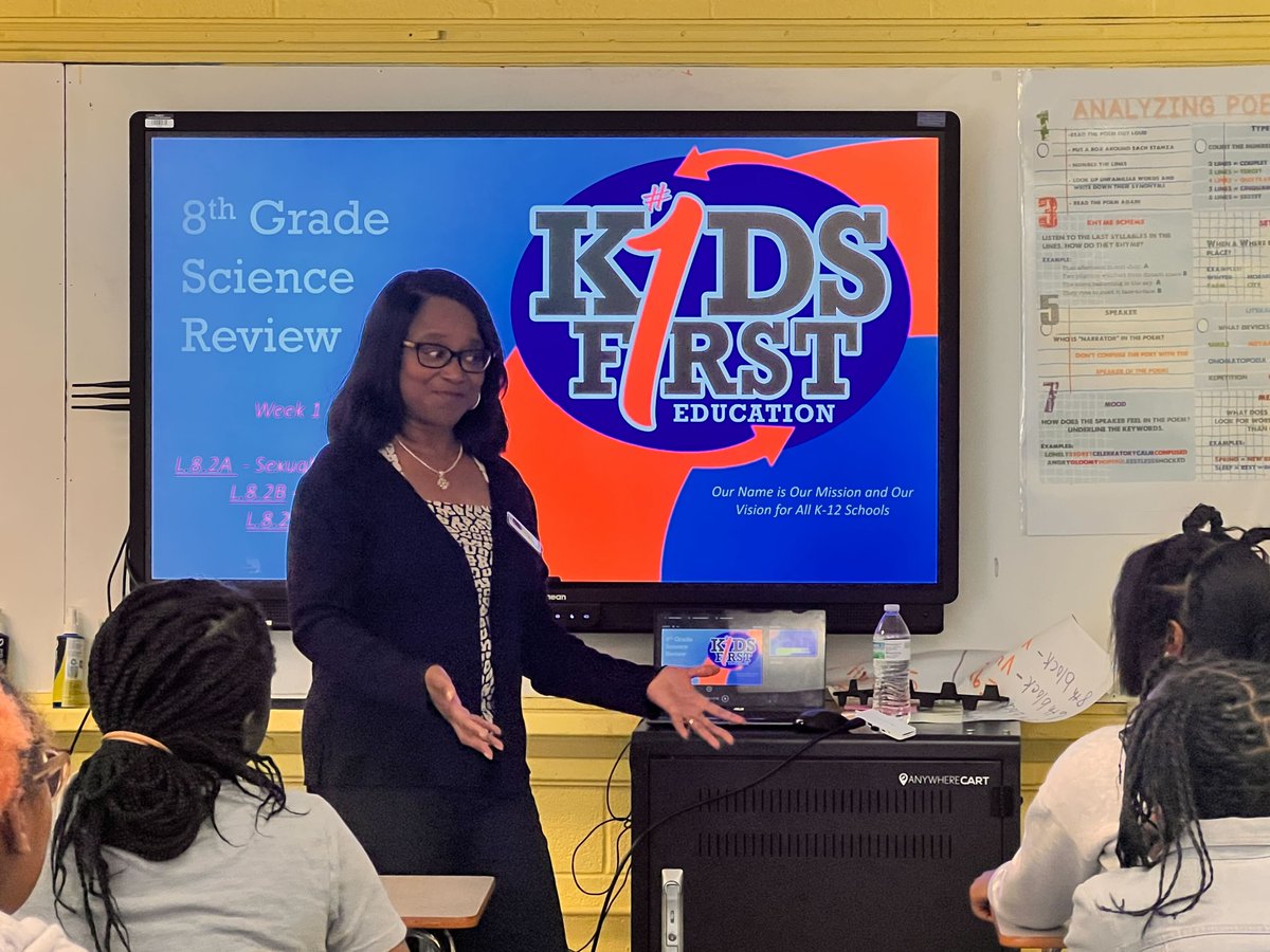 K1Education's tweet image. Kicked off Saturday Bootcamps at Nichols Middle this past weekend 🚀

Strong engagement, focused support, and a great start all around.

Shoutout to Coach Lillian Johnson for leading the charge! 💪

#KidsFirstAlways