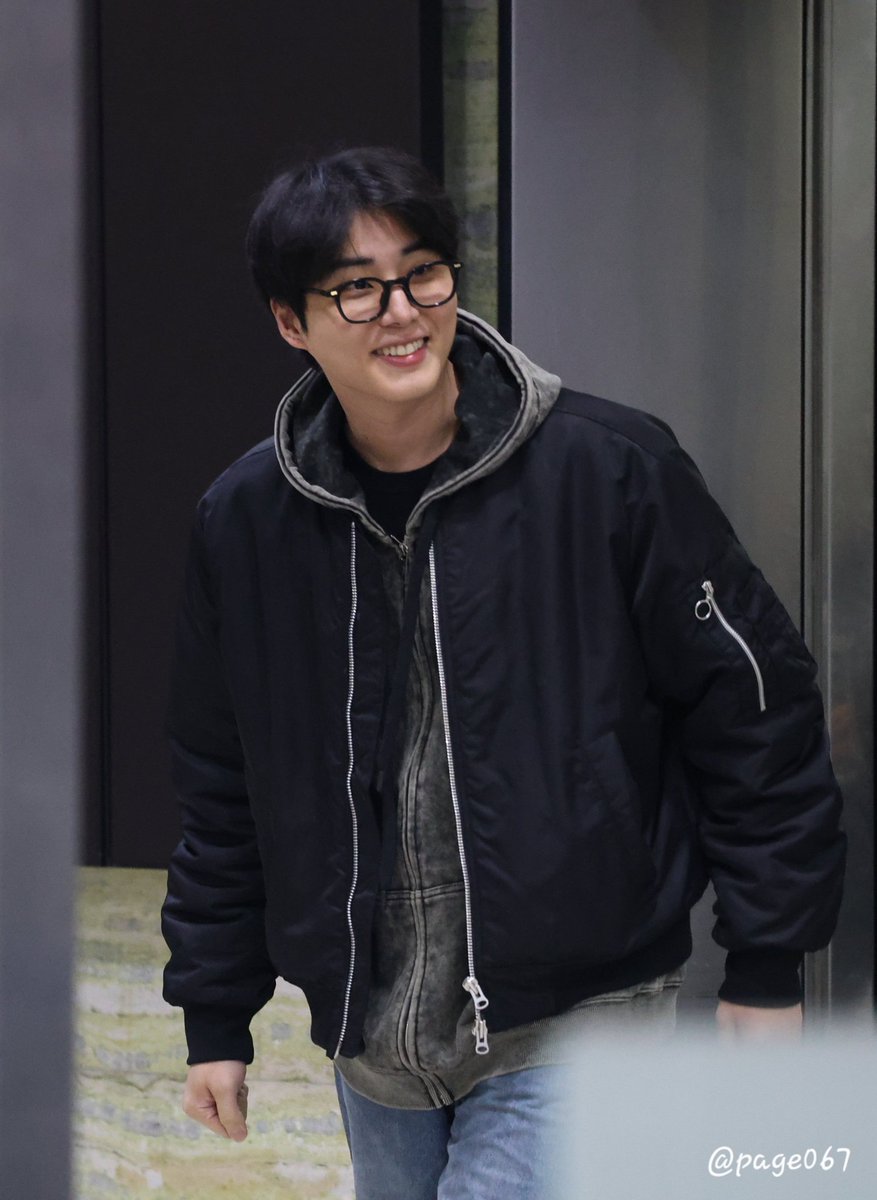 joelle 🐱 #unpiltered tweet media