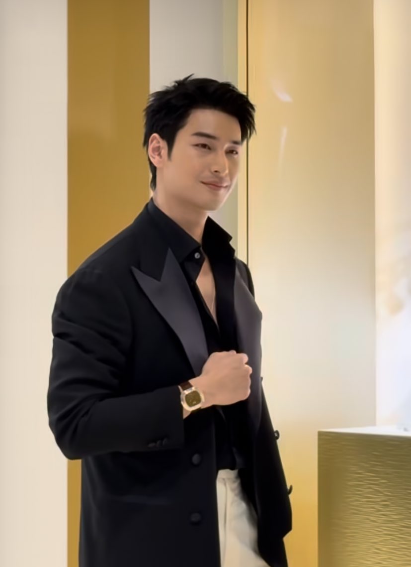 shxxchat tweet media