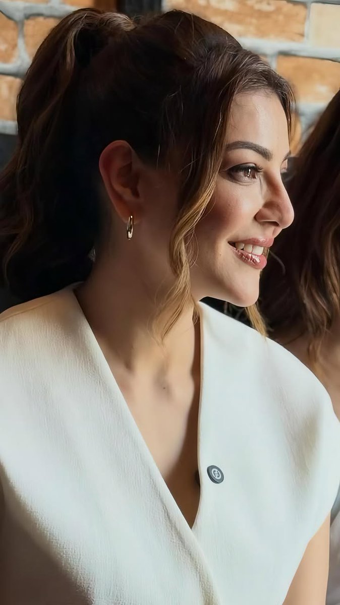 itsmehabeeb's tweet photo. She 😍😘
#kajalaggarwal @MsKajalAggarwal https://t.co/nnDMyKjzLs