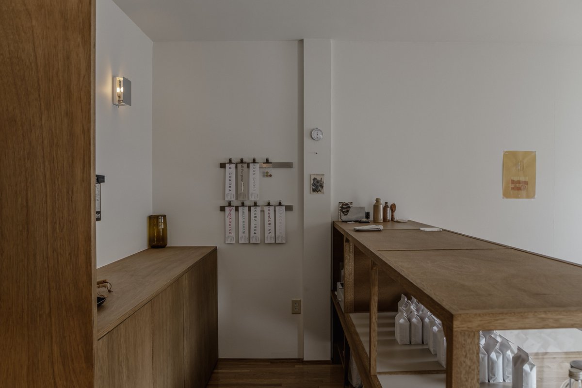 studio_kivi's tweet image. 設計事例
MAQUETTE COFFEE SHOP　店舗改修
@studio_kivi
#店舗デザイン #建築