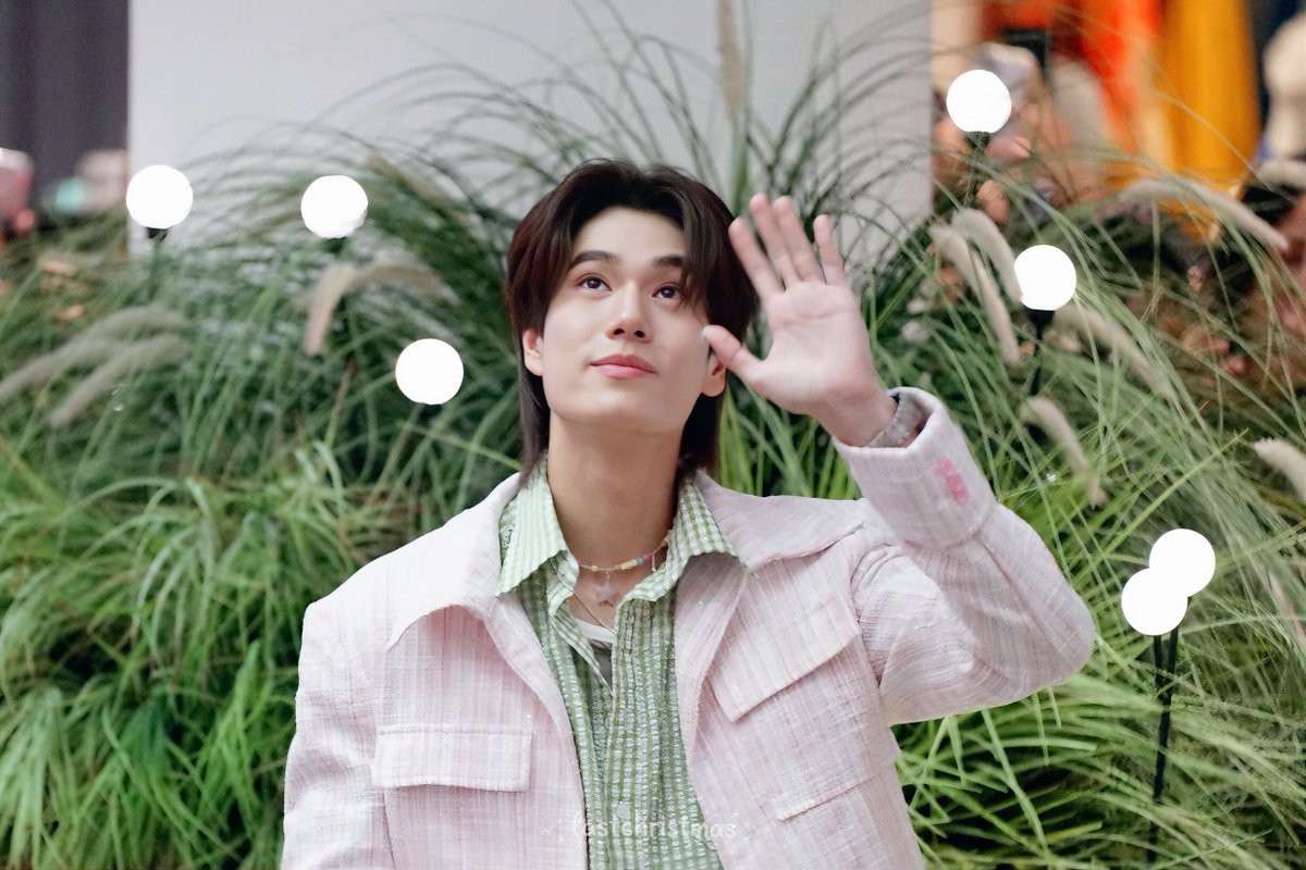 LastChristmas tweet media