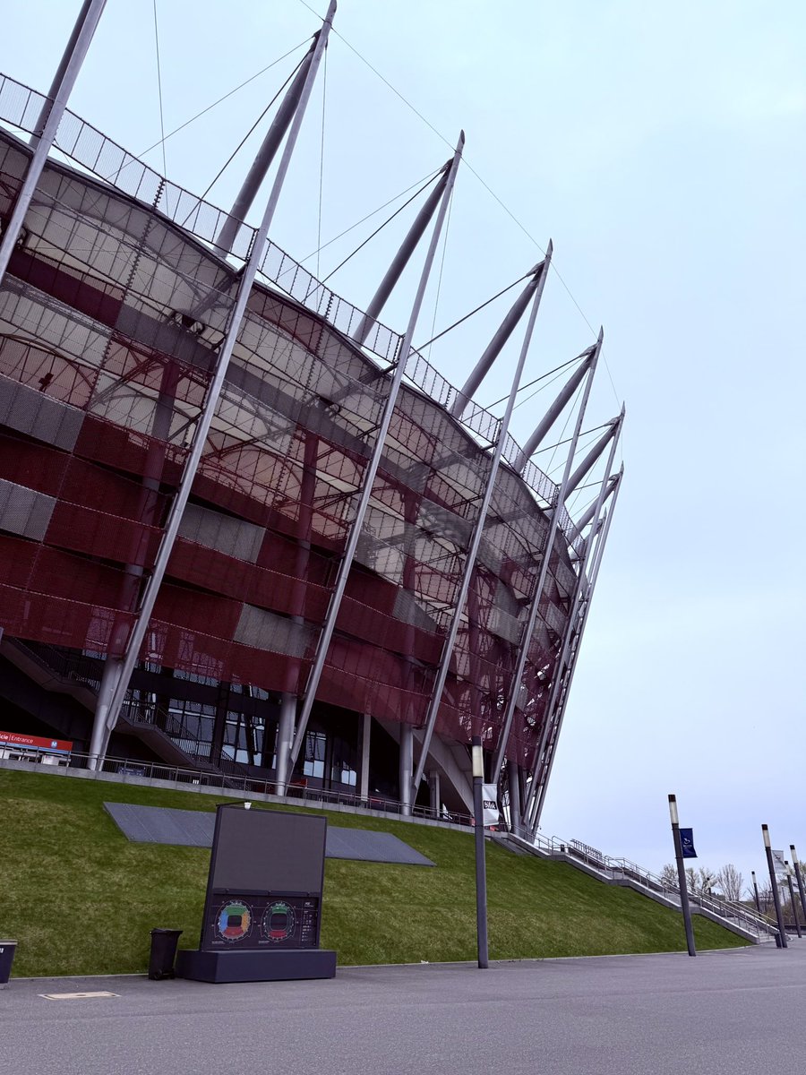 Daria Wollenberg tweet media