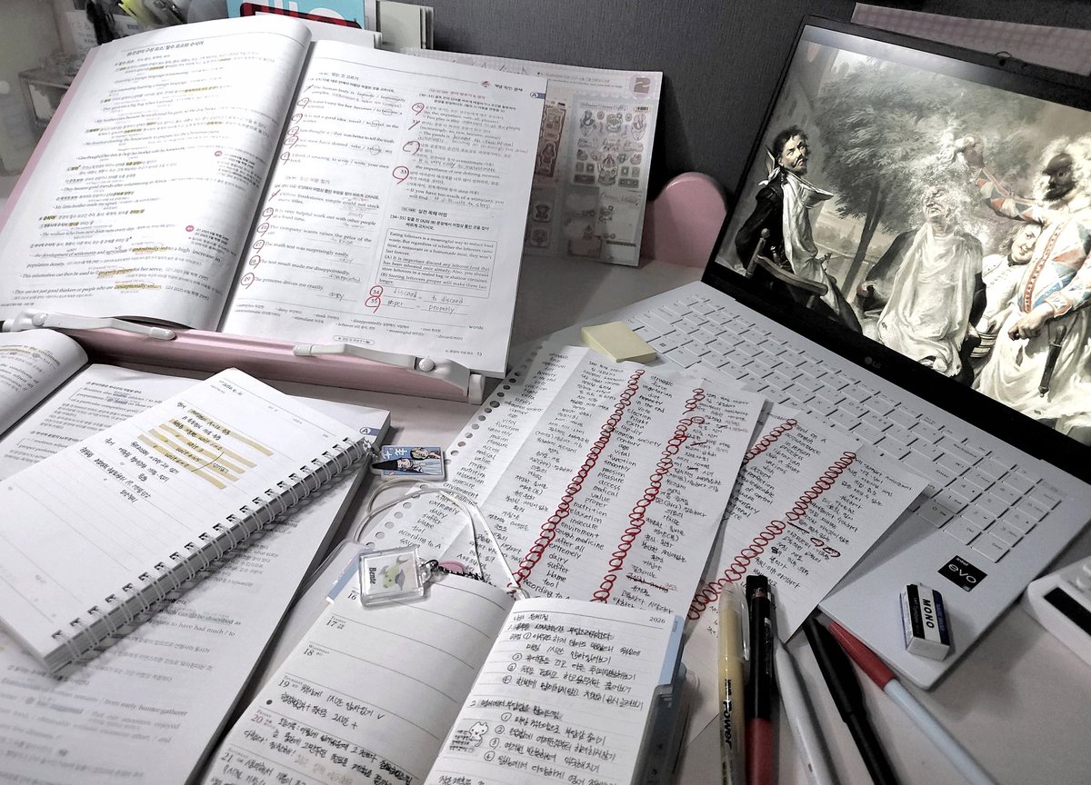 mope_xox's tweet image. #studytwt 
왜 해도해도 끝이 안나지