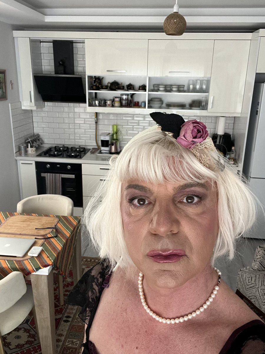 Şahika Şen 10K tweet media