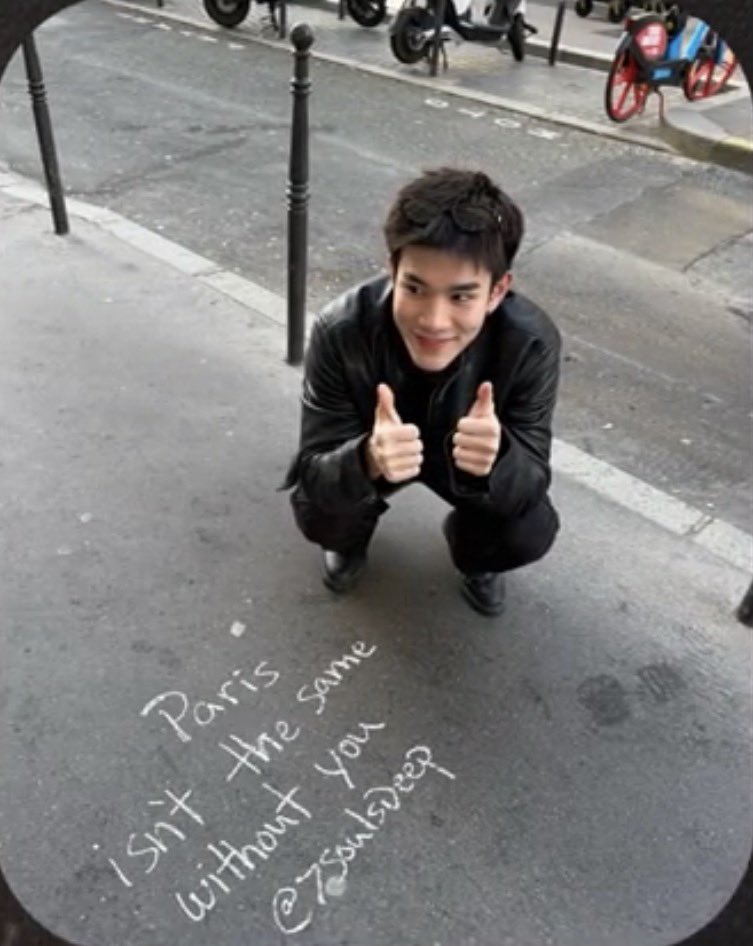 ellaellacw's tweet photo. เอ็นดู Paris boy มาก แฟชั่นแบบใหม่แบบคลุมหลายตัว ฟิลเตอร์แม่แท้ถ่ายนี่น่ารักมากจริงๆ
@tawattannn
#สัญญาณที่เชื่อมถึงทุกความรัก
#TrueLoveTrueConnection
#Fourthnattawat #โฟร์ทณัฐวรรธน์ https://t.co/L25BpRiHXM